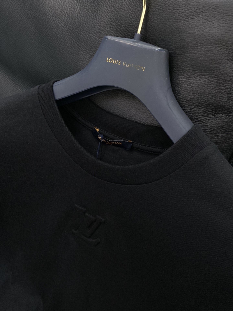 l0vis Vvtt0n t-shirt